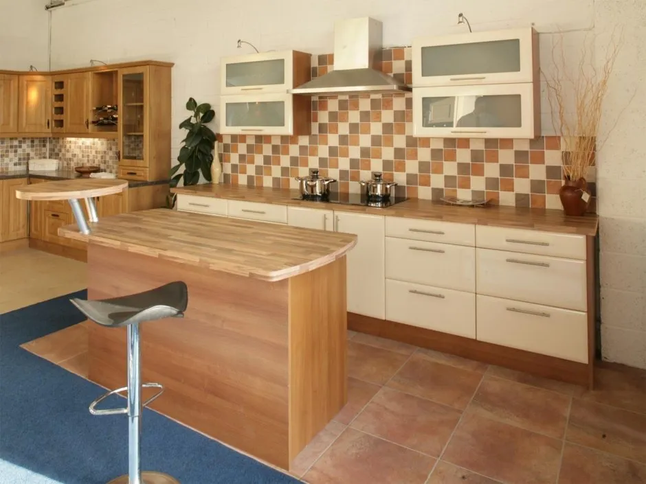 Комбинированные кухонные полы