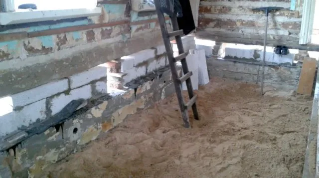 Технология замены нижних венцов деревянного дома