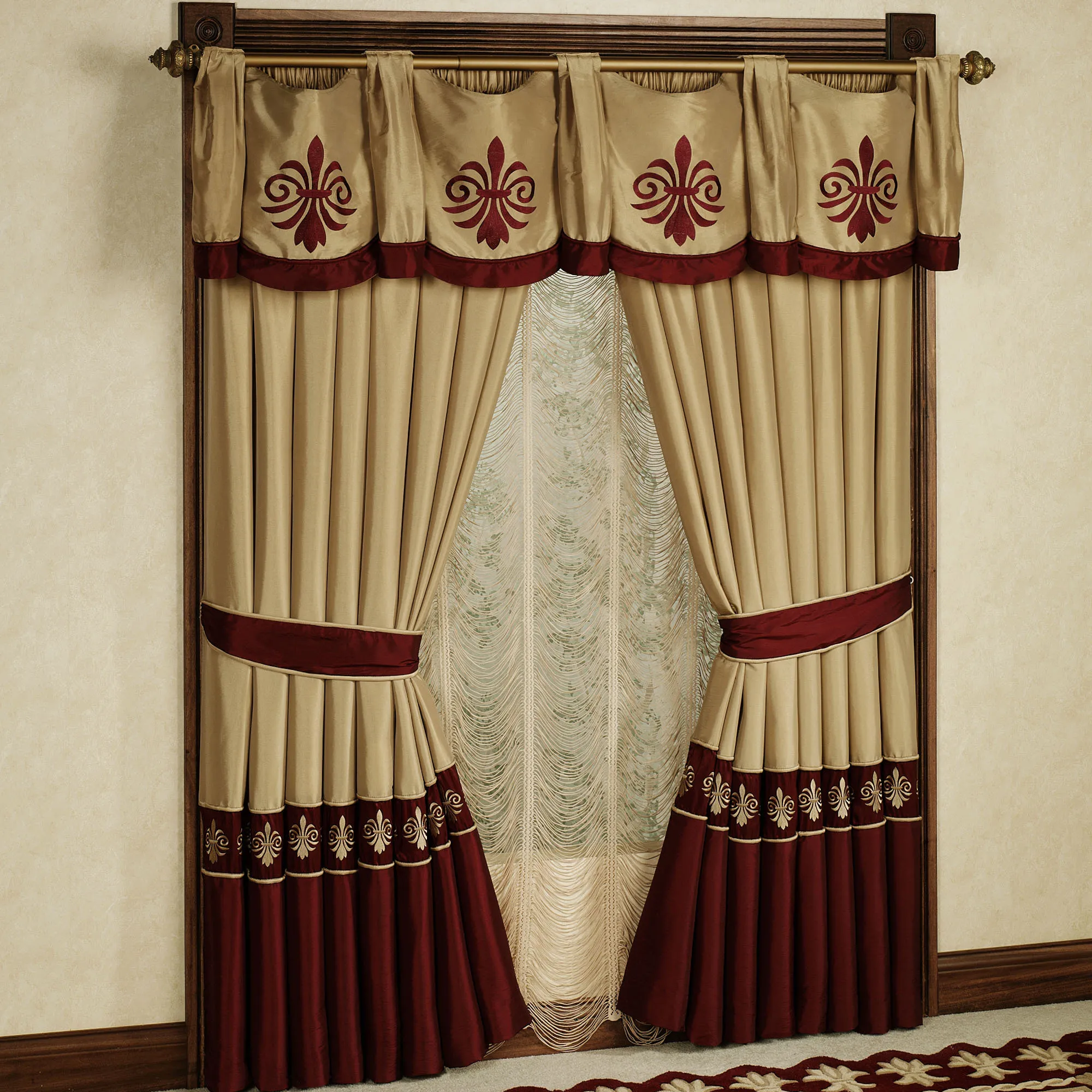 small-country-curtain-ideas